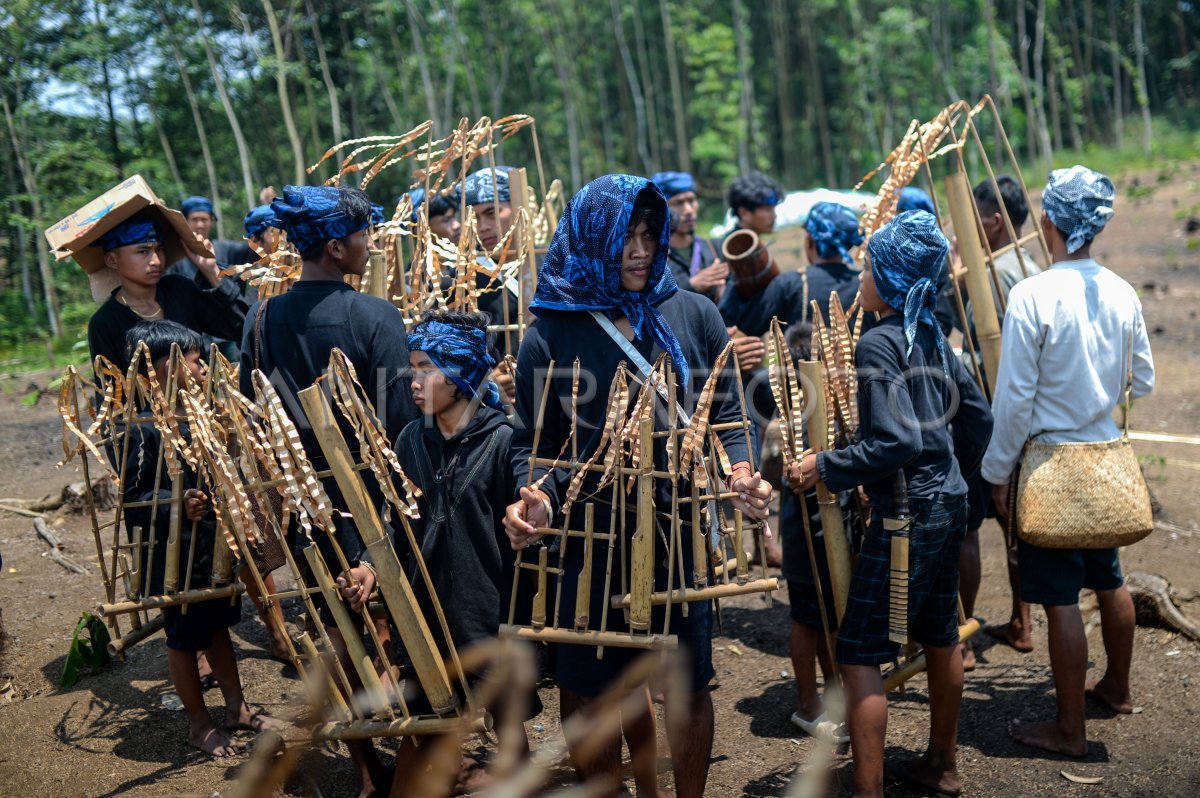 Suku Baduy: Masyarakat Adat yang Menjaga Tradisi